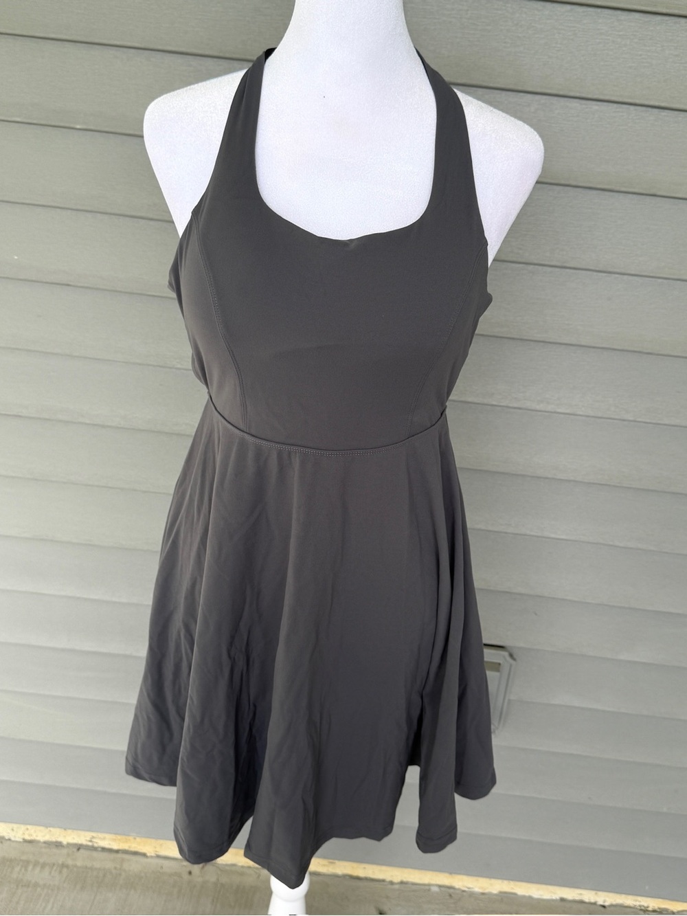 NWOT Women's Large Grey Cross Back Tennis Golf Athletic Dress Built-In Bra